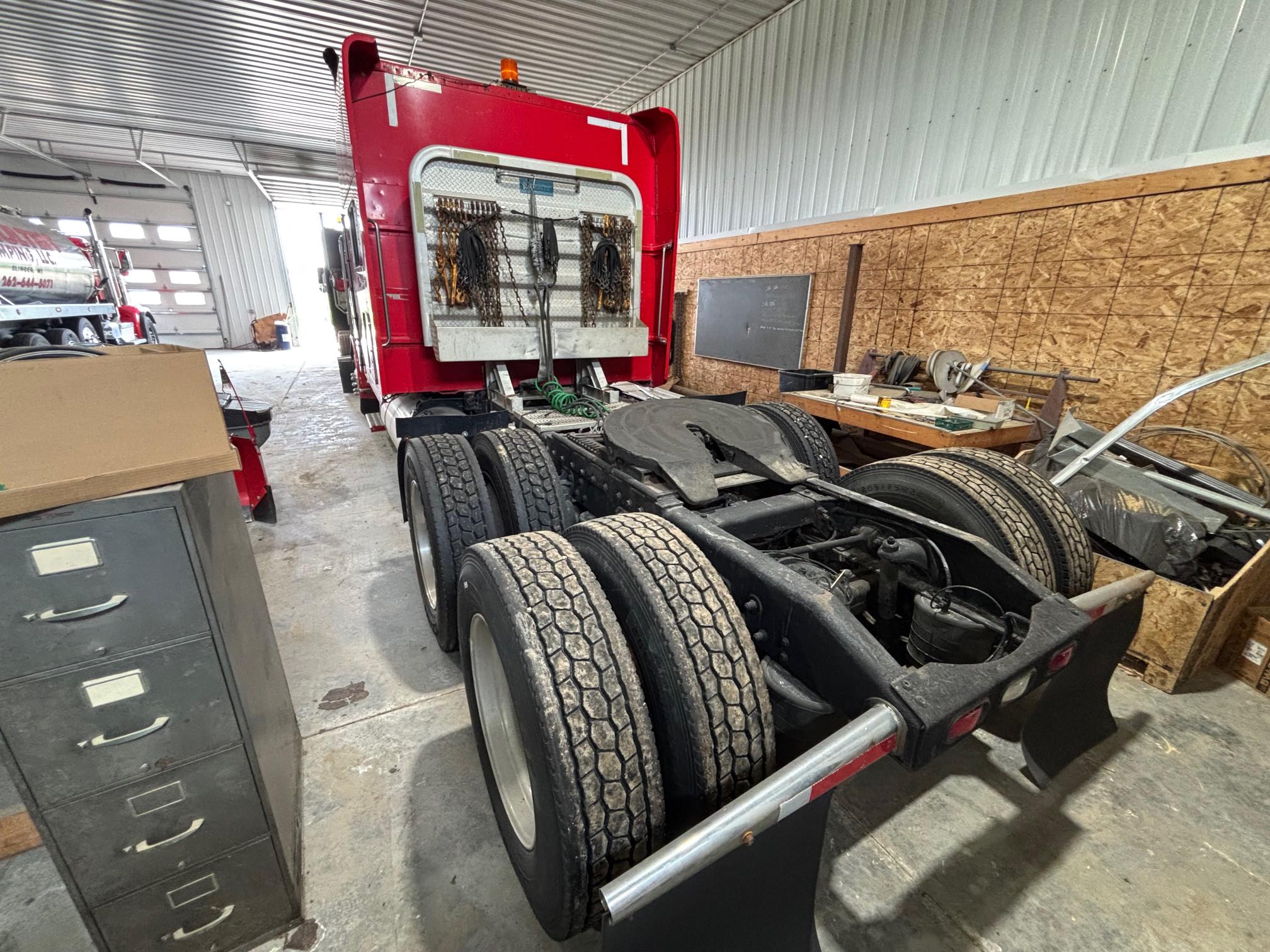 2004 PETERBILT 379 - Image 9